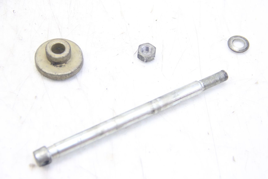 photo de AXE ROUE ARRIERE JAWA STELLA BABETTA 134 50