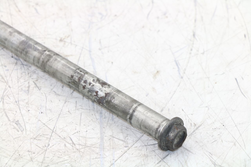 photo de AXE ROUE ARRIERE SUZUKI GS / GSE 500 (1990 - 2000)