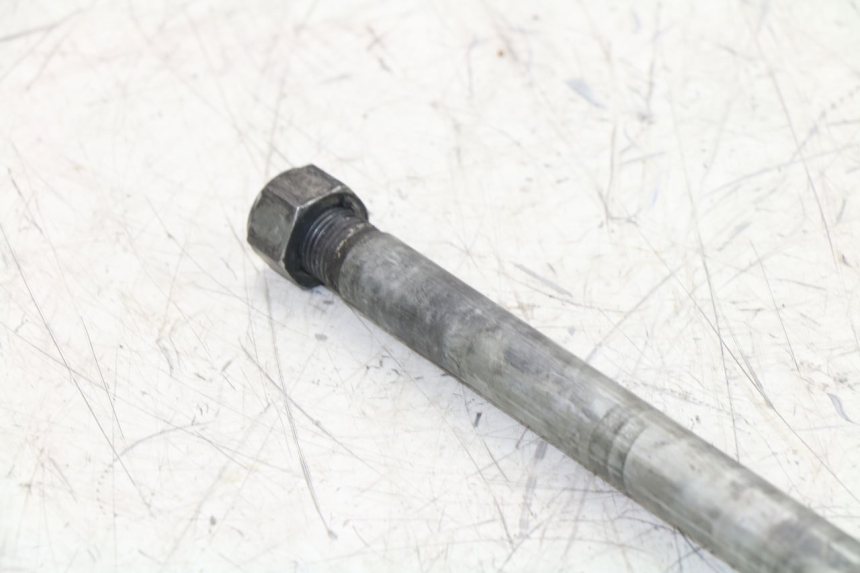 photo de AXE ROUE ARRIERE SUZUKI GS / GSE 500 (1990 - 2000)
