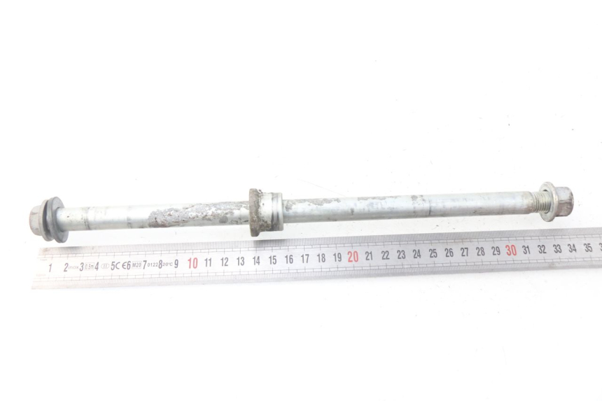 photo de AXE ROUE ARRIERE SUZUKI RV VAN VAN 125 (2003 - 2008)