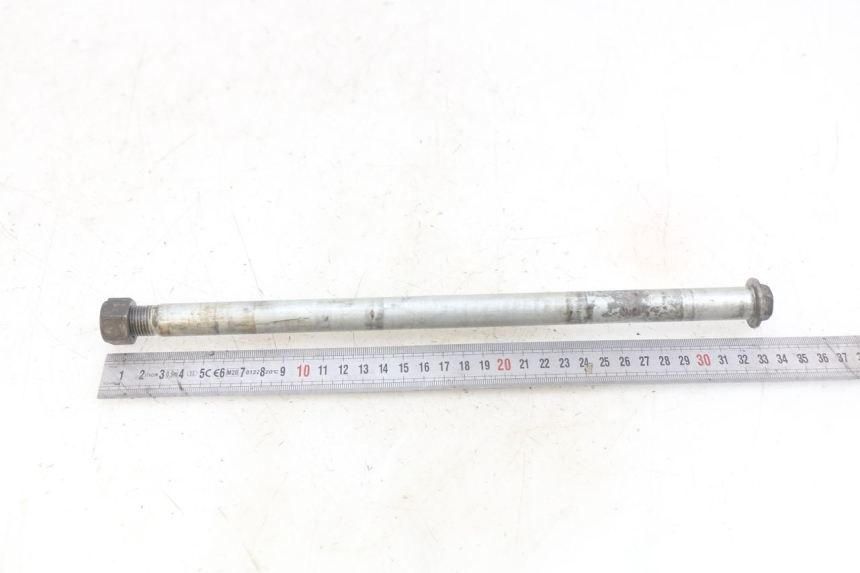 photo de AXE ROUE ARRIERE SUZUKI SV N 650 (1999 - 2002)