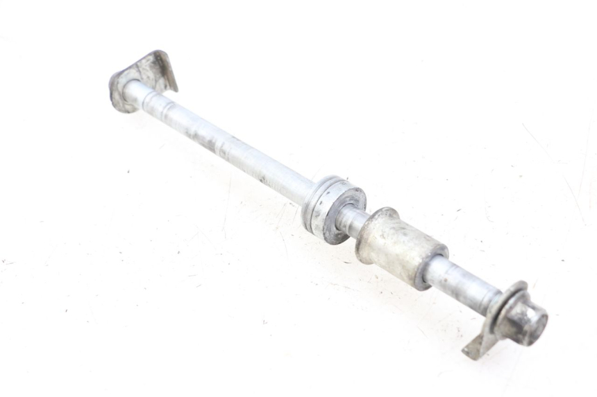 photo de Rear wheel axle SUZUKI VL INTRUDER 125 (2004 - 2007)