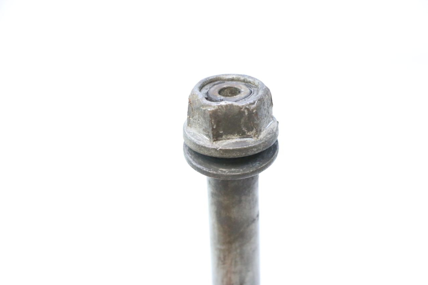 photo de AXE ROUE ARRIERE HONDA XRV AFRICA TWIN 750 (1990 - 1992) - Zoom état d’usage
