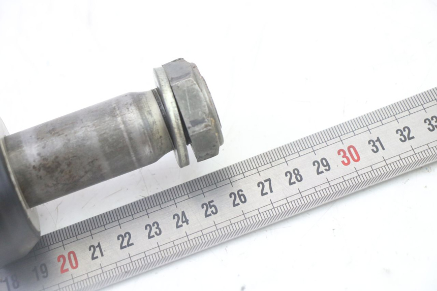 photo de AXE ROUE ARRIERE YAMAHA YZ-F YZF 250 (2014 - 2018)