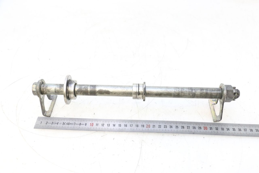 photo de AXE ROUE ARRIERE KAWASAKI ZX-6R ZX6R 600 (1995 - 1997) - Zoom état d’usage