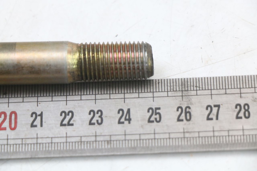 photo de AXE ROUE AVANT HYOSUNG GV AQUILA 125 (2000 - 2004) - Zoom état d’usage