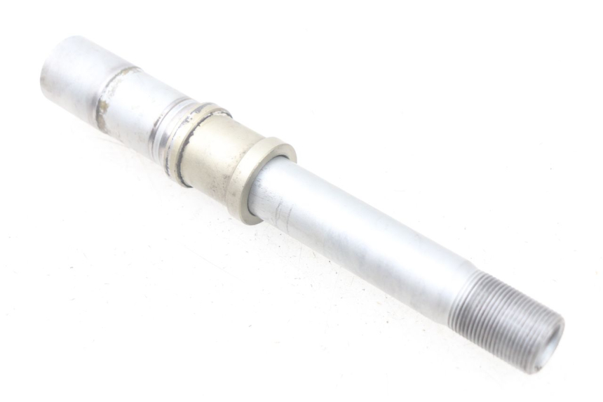 photo de AXE ROUE AVANT BMW R GS 1200 (2005 - 2007)