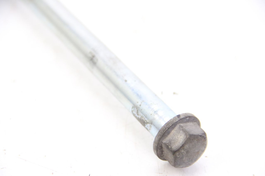 photo de AXE ROUE AVANT DERBI BOULEVARD 50 (2009 - 2006)
