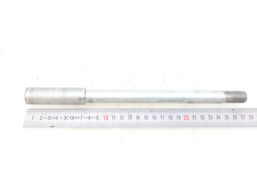 photo de AXE ROUE AVANT SUZUKI BURGMAN 650 (2002 - 2004)