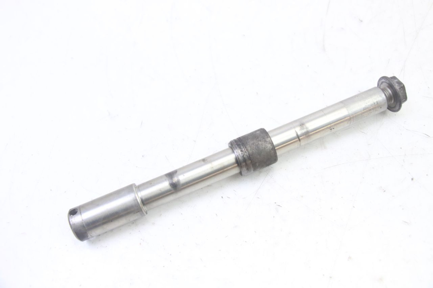photo de AXE ROUE AVANT HONDA CBR RR FIREBLADE 900 (1992 - 1994)