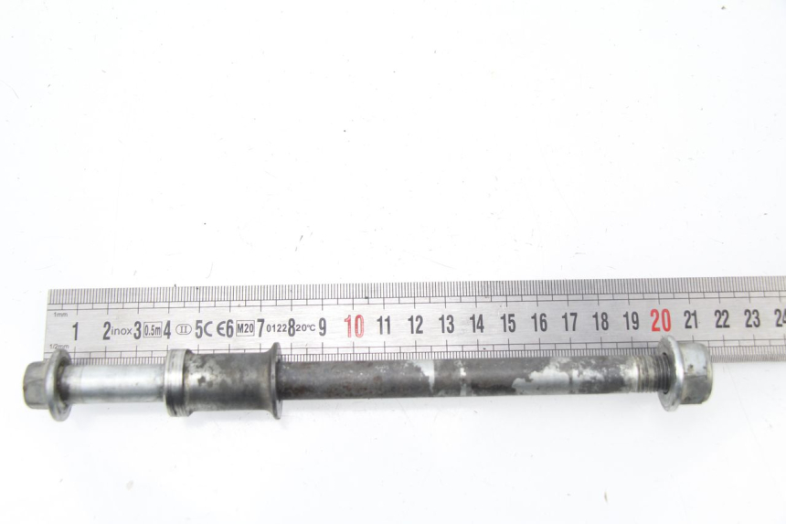 photo de AXE ROUE AVANT HONDA CRF CR-F 100 (2004 - 2013) - Autre angle de vue