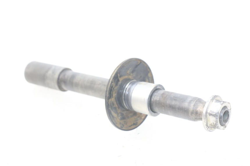 photo de AXE ROUE AVANT HONDA CRF 250 (2013 - 2016) - Gros plan technique