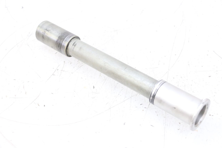 photo de AXE ROUE AVANT SUZUKI GSXR GSX-R 1000 (2003 - 2004) - Vue principale