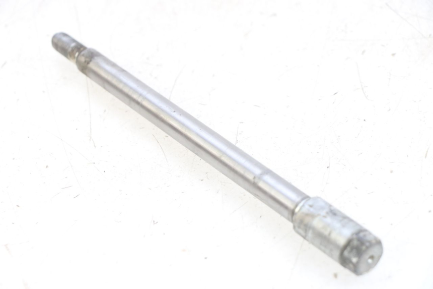 photo de AXE ROUE AVANT HONDA CA REBEL 125 (1995 - 2001)