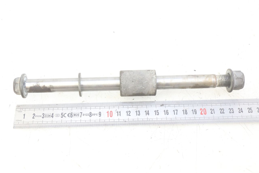 photo de AXE ROUE AVANT HONDA CM 125 (1983 - 2003)