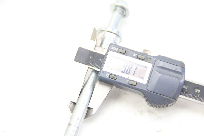 photo de AXE ROUE AVANT JM MOTORS GT LINE 4T 50 (2021 - 2023)