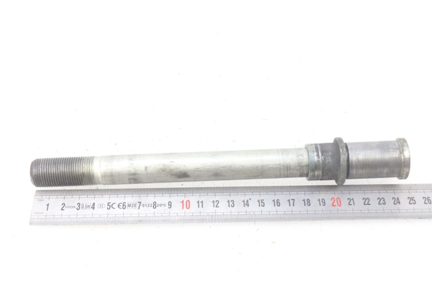 photo de AXE ROUE AVANT KAWASAKI Z S 750 (2003 - 2006)