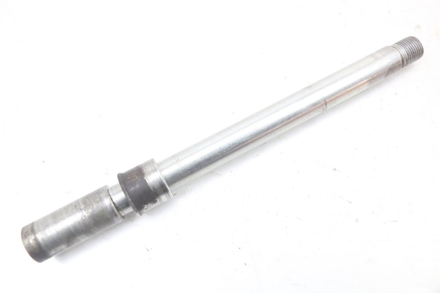 photo de Front wheel axle KYMCO XCITING 250 (2006 - 2009)