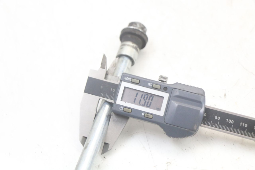 photo de AXE ROUE AVANT MBK FLAME X 125 (2004 - 2007)
