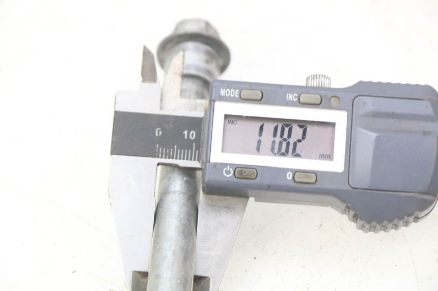 photo de AXE ROUE AVANT POCKET BIKE KXD 50