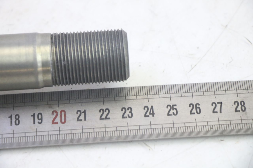 photo de AXE ROUE AVANT BMW R RT ABS 1200 (2010 - 2014) - Autre angle de vue