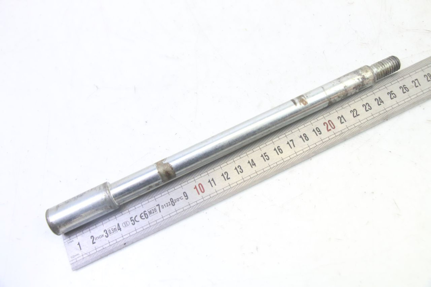 photo de AXE ROUE AVANT GILERA RUNNER SP 50 (2009 - 2017)