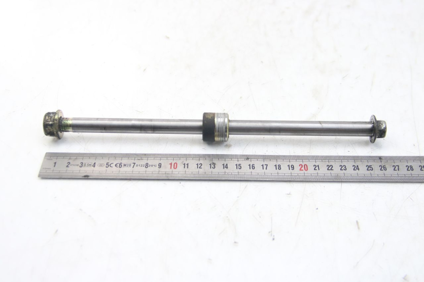photo de AXE ROUE AVANT DAELIM S3 125 (2010 - 2017)
