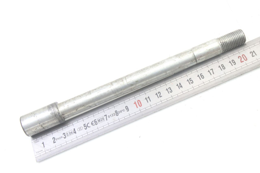photo de AXE ROUE AVANT APRILIA SCARABEO GT TOURING 125 (1999 - 2005)