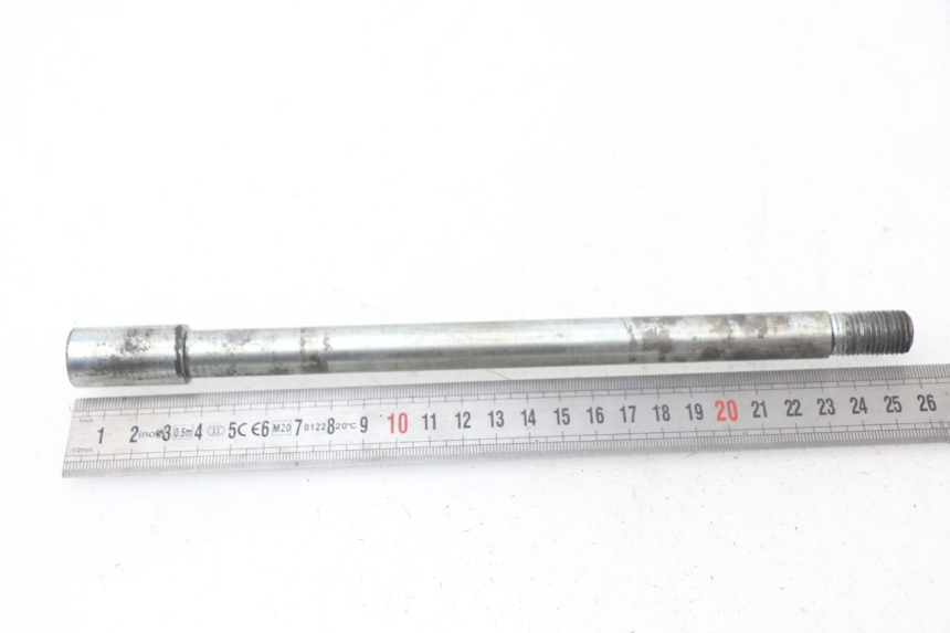 photo de AXE ROUE AVANT PEUGEOT SPEEDFIGHT 3 AIR 50 (2009 - 2015)
