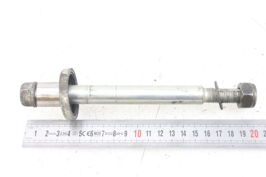photo de AXE ROUE AVANT PEUGEOT SPEEDFIGHT 100 (1997 - 2007)