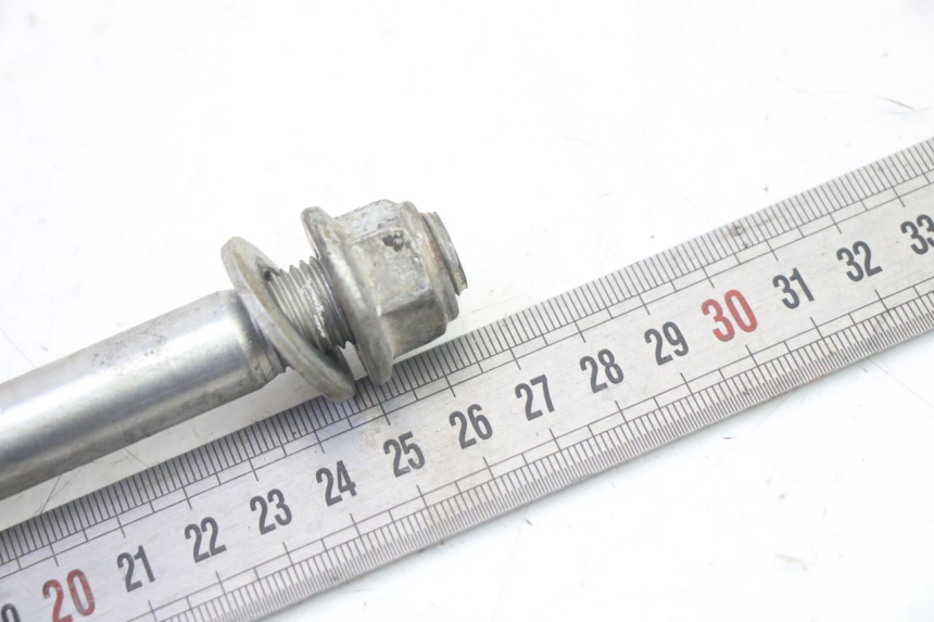 photo de AXE ROUE AVANT PEUGEOT STREETZONE I NAKED 2T 50 (2018 - 2020)