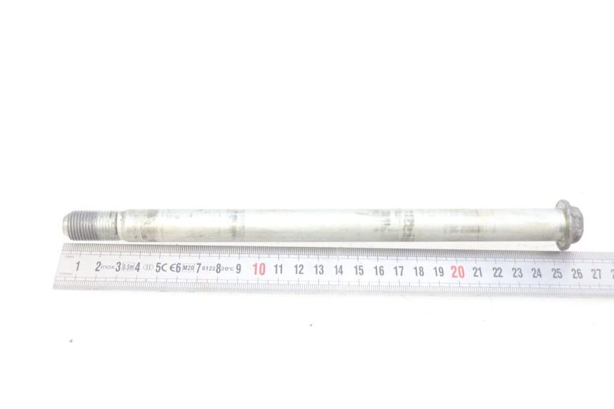photo de AXE ROUE AVANT SUZUKI SV N 650 (1999 - 2002)