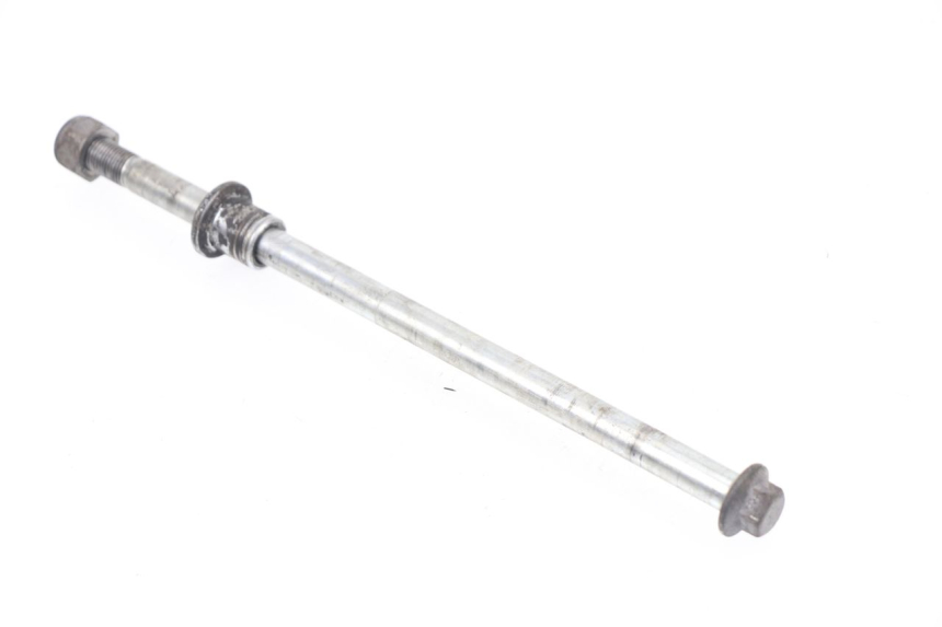 photo de AXE ROUE AVANT SUZUKI UH BURGMAN 125 (2002 - 2006)