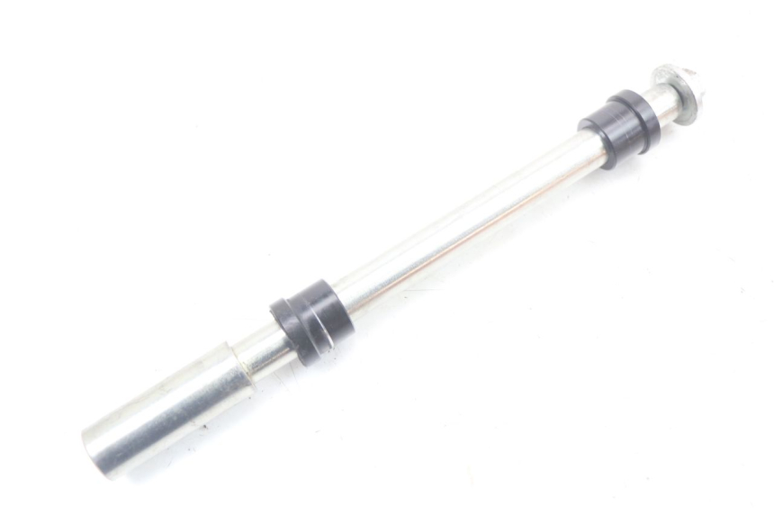 photo de AXE ROUE AVANT HUSQVARNA SVARTPILEN 401 (2018 - 2023) - Vue principale