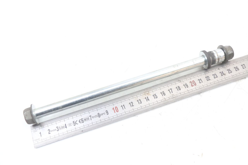 photo de AXE ROUE AVANT YAMAHA CYGNUS X 125 (2004 - 2007)