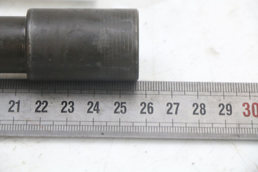 photo de AXE ROUE AVANT YAMAHA FZ1 FAZER 1000 (2007 - 2009)