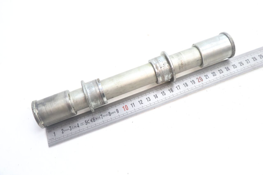 photo de AXE ROUE AVANT KAWASAKI ZX-6R ZX6R 600 (2000 - 2002) - Vue d’ensemble