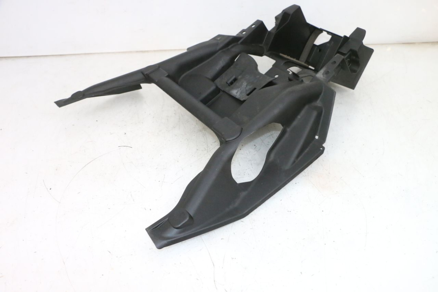 photo de BAC A BATTERIE SUZUKI BURGMAN 650 (2013 - 2020)