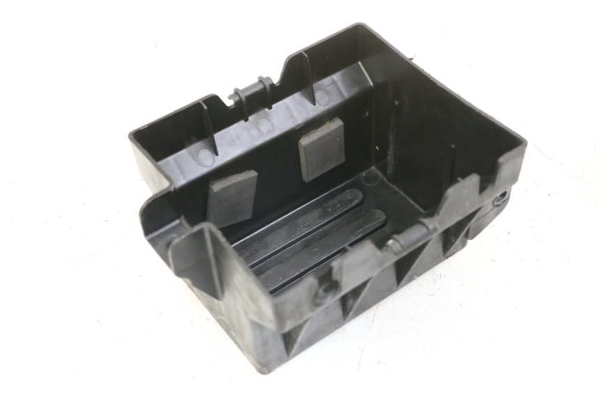 photo de BAC A BATTERIE DAELIM BESBI 125 (2007 - 2008)