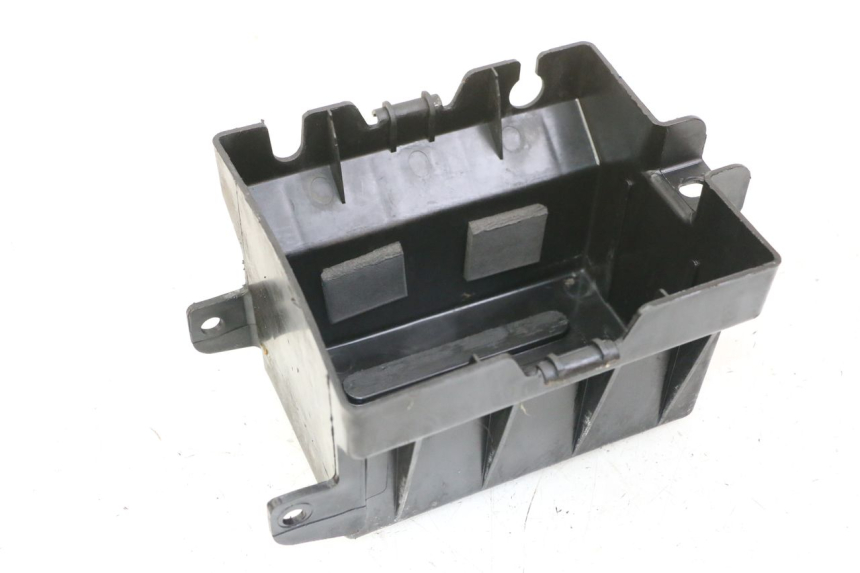 photo de BAC A BATTERIE DAELIM BESBI 125 (2007 - 2008)