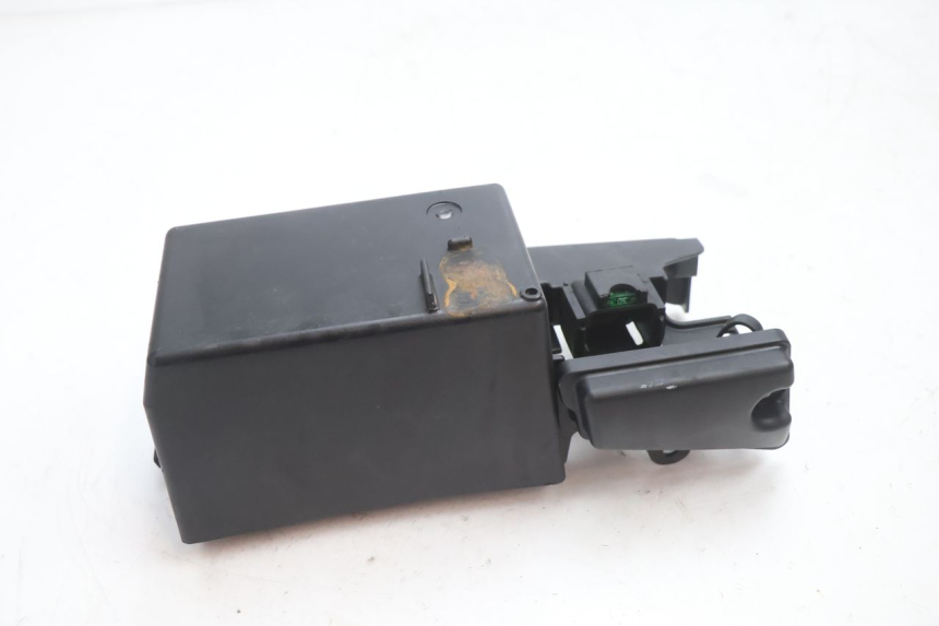 photo de BAC A BATTERIE KAWASAKI ER-6 ER6 N 650 (2005 - 2009) - Gros plan technique