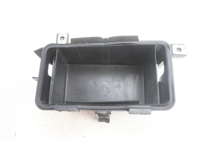 photo de BAC A BATTERIE HONDA FJS SILVER WING SILVERWING 400 (2005 - 2008) - Détail de la pièce