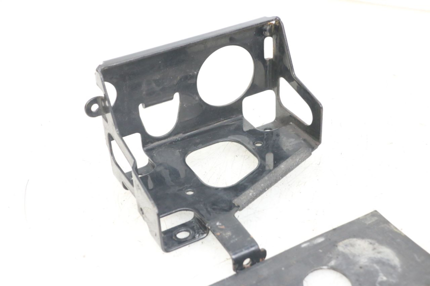 photo de BAC A BATTERIE HARLEY DAVIDSON SPORTSTER XL CUSTOM 1200 (2003 - 2004)