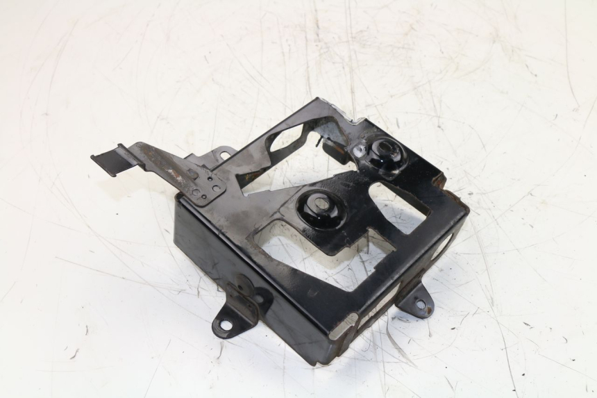 photo de BAC A BATTERIE HONDA CM 125 (1983 - 2003)