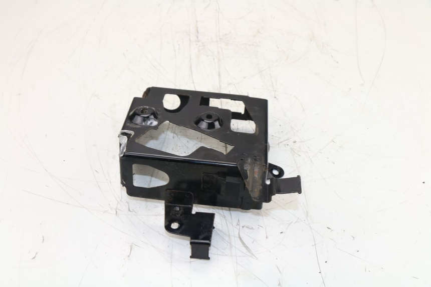 photo de BAC A BATTERIE HONDA CM 125 (1983 - 2003)