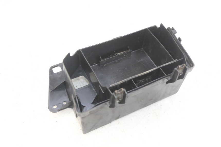 photo de BAC A BATTERIE HONDA FES PANTHEON 2T 125 (1998 - 2002)