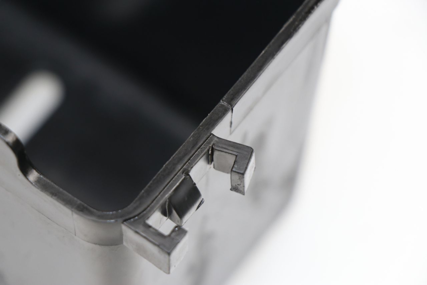photo de BAC A BATTERIE HONDA VISION 50 (2011 - 2015)