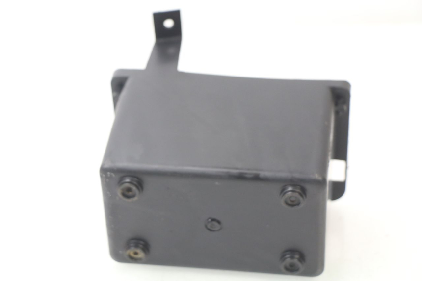 photo de BAC A BATTERIE JONWAY JS 120 125 (2008 - 2012)
