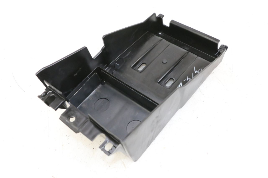photo de BAC A BATTERIE KAWASAKI NINJA 400 (2018 - 2023)
