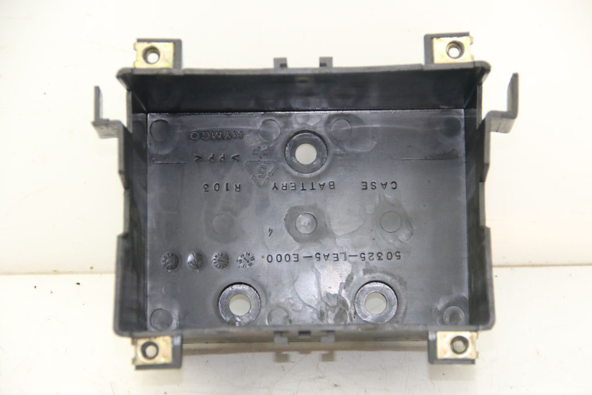photo de BAC A BATTERIE KYMCO DOWNTOWN ABS 125 (2015 - 2017)